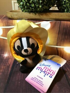 Disney parks mini mixits flower spring series -NWT